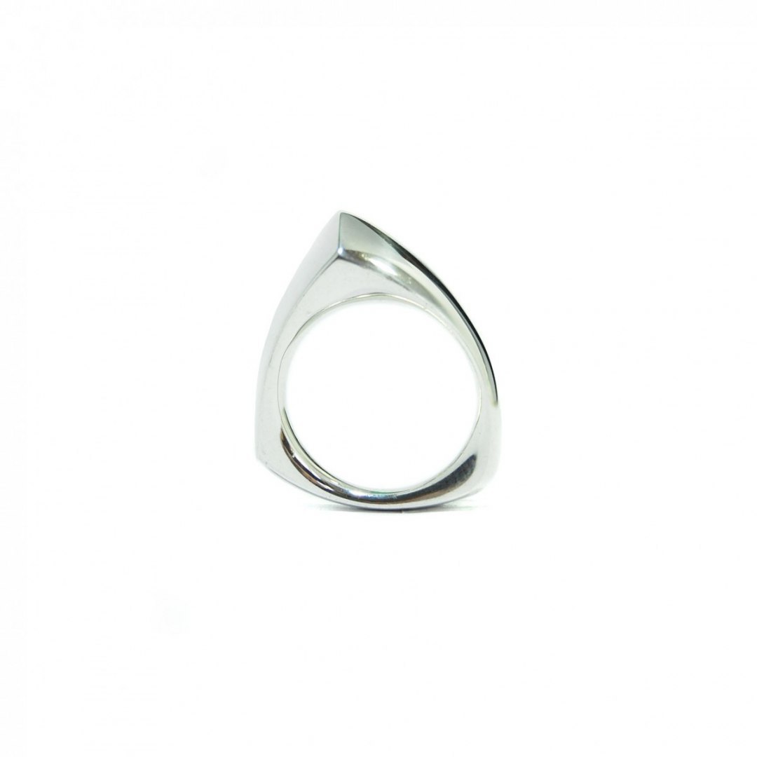 BLOW ring / glossy silver