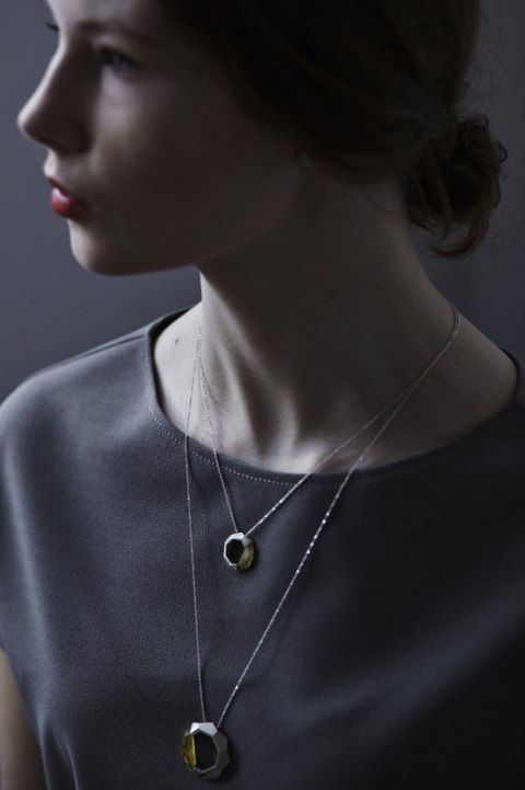 LABEL mini / satin silver necklace