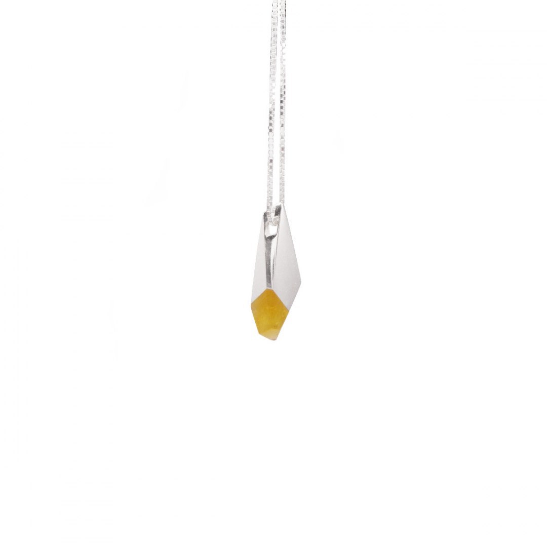 ONE AMBER EDGE / Amber and silver necklace