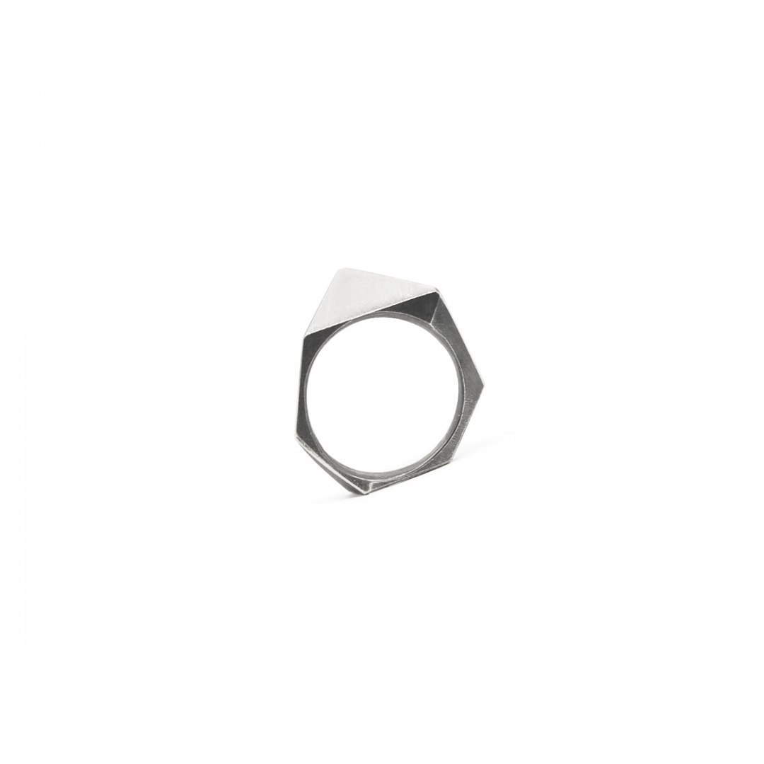 ONE EDGE Classic / BLACK SILVER RING