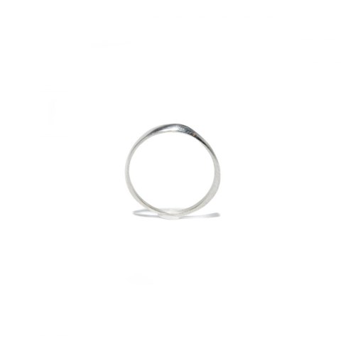 SIS / glossy silver ring