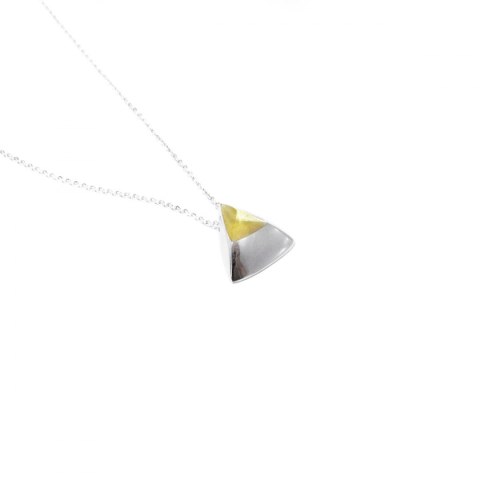 TRI amber / glossy silver necklace TRI amber / glossy silver necklace