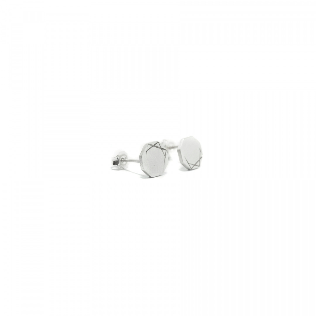 LABEL mini earrings / satin silver