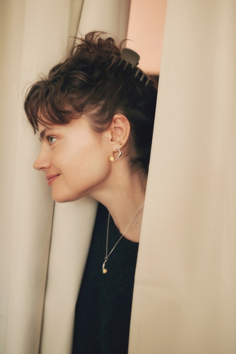 Amber as a Pearl / silver earrings with Amber