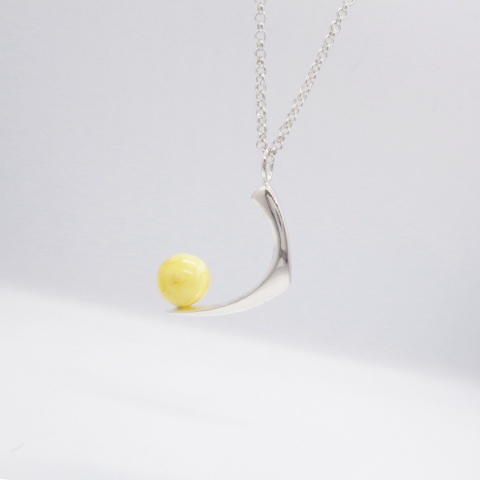Amber as a Pearl / silver necklace with Amber