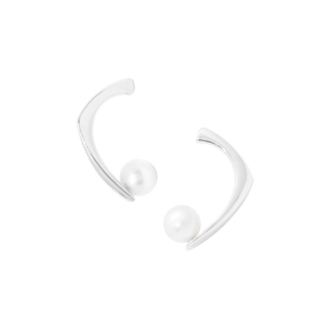 PEARL / glossy silver earrings with white pearl