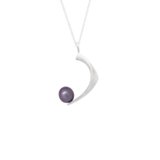 PEARL / satin silver necklace with dark pearl