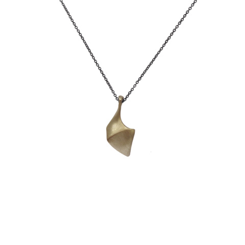 WAVES / brass necklace